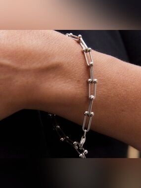 U shape Graduated Link Bracelet Jewelry